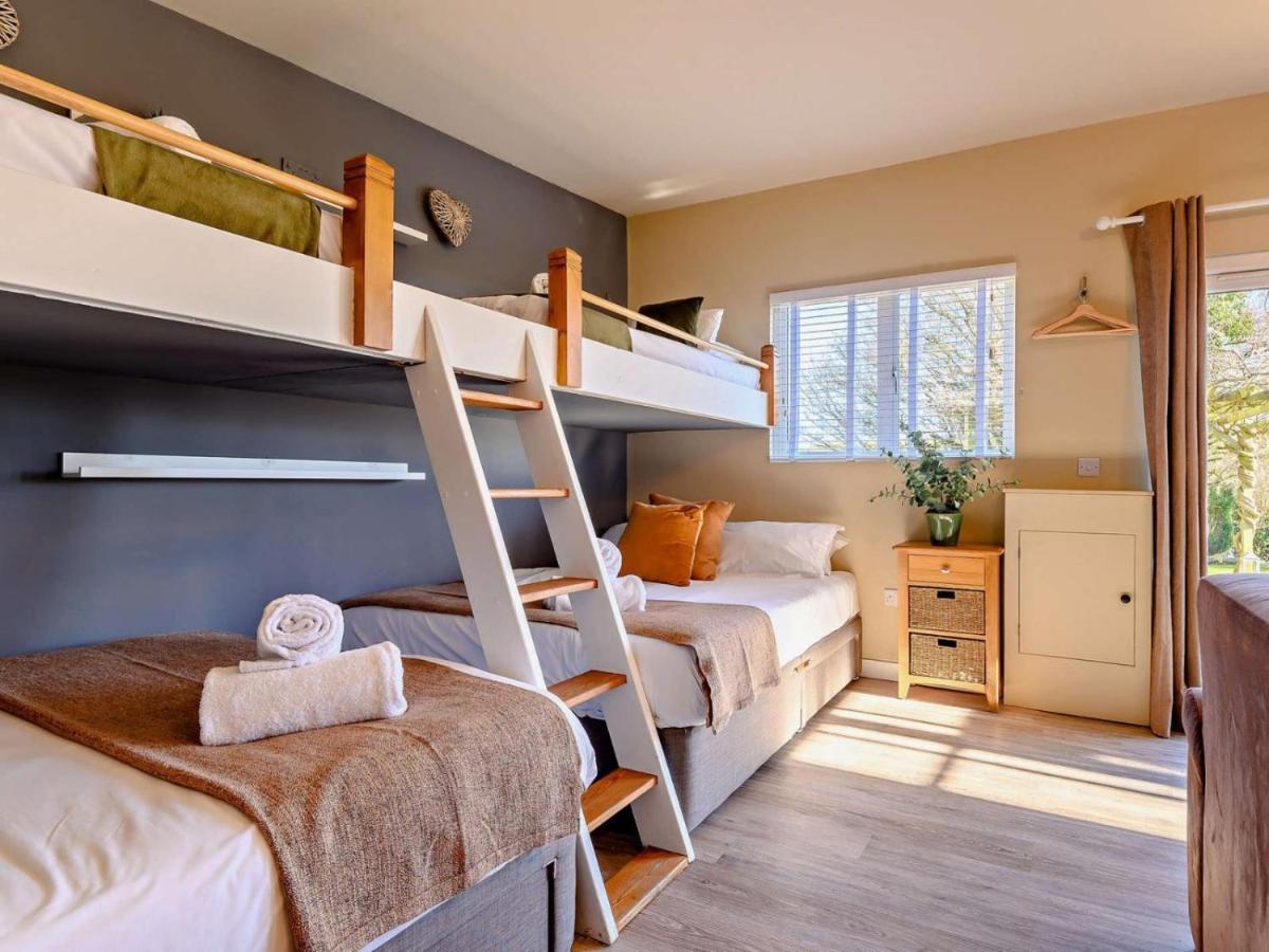 Log Cabin Near Bath Chippenham  Ngoại thất bức ảnh